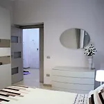 アパート La Casa Di Giulia カゼルタ